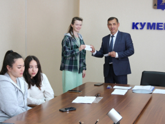 Молодёжь г. Кумертау приняла участие в акции «Голос каждого – голос России!»
